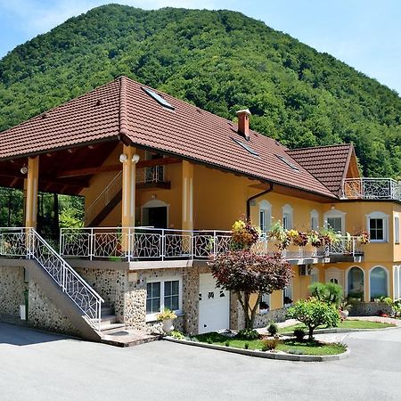 Apartment Sotocje Dolenja Trebusa Esterno foto